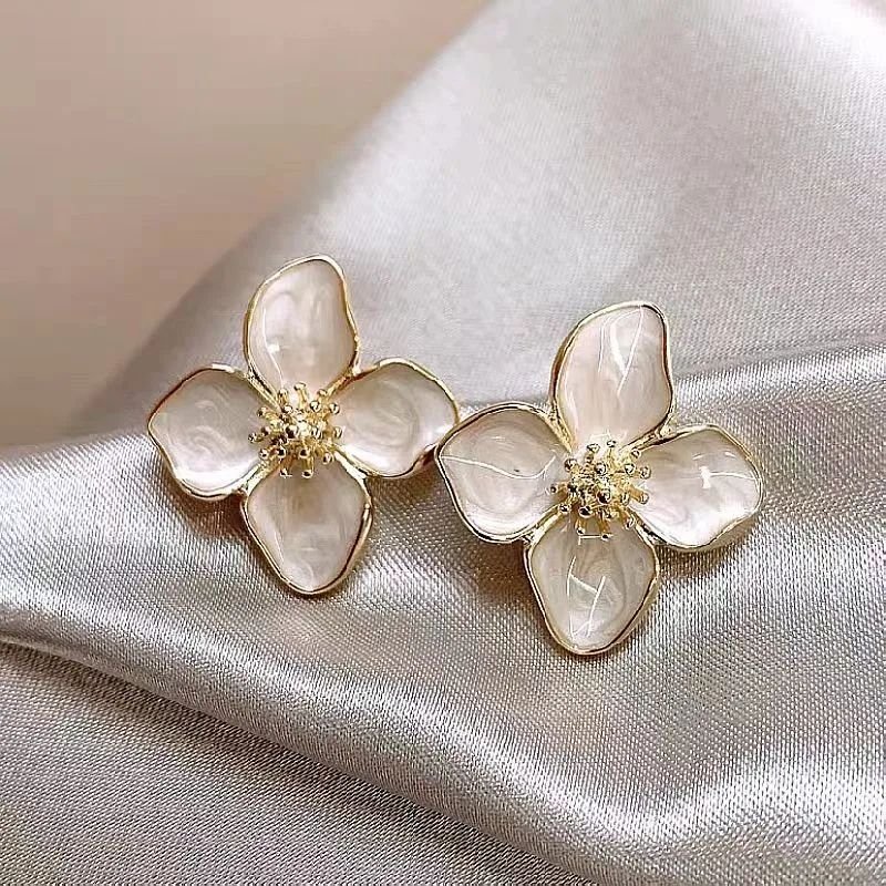 Earring Product 16